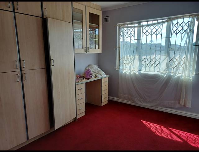 5 BEDROOM HOUSE TO LET IN MONTFORD
